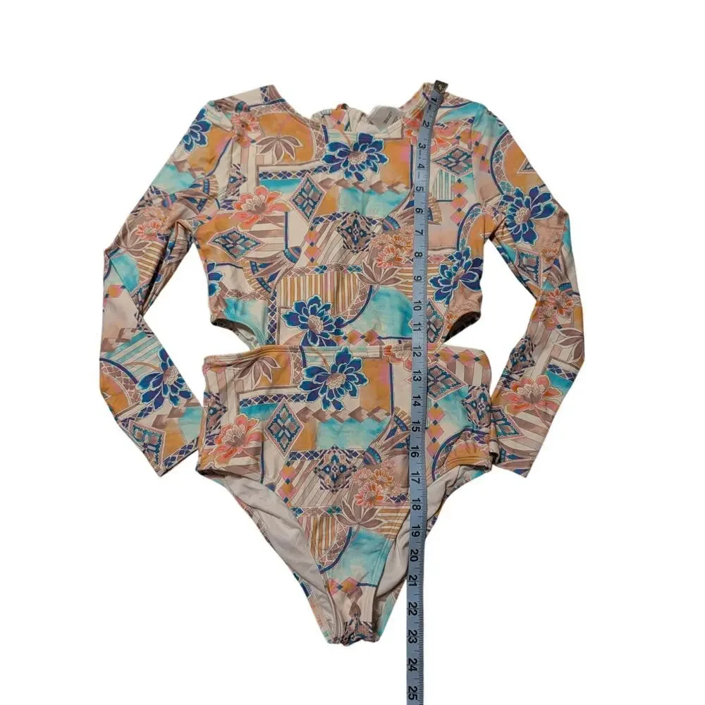 O'NEILL Floral long sleeve, cut out girls one piece swim suit, size 14, surf